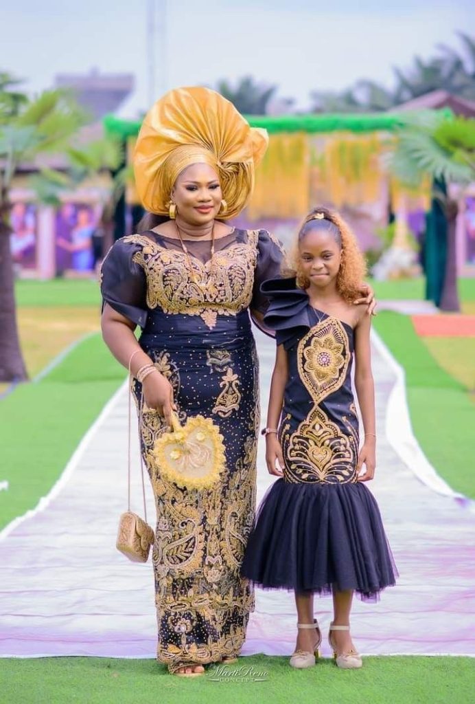 Latest Lace Gown Styles for Teenage Girls