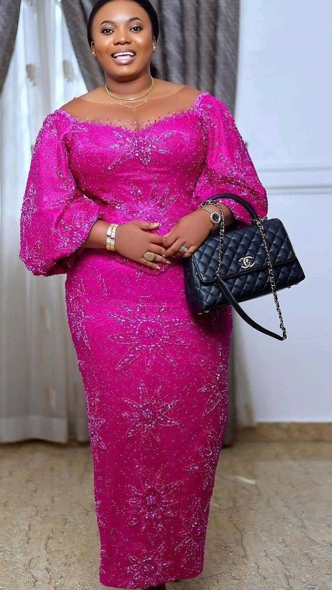 Lace Gown Styles for Ladies 