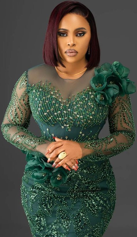Cord Lace Styles for Chubby Ladies 