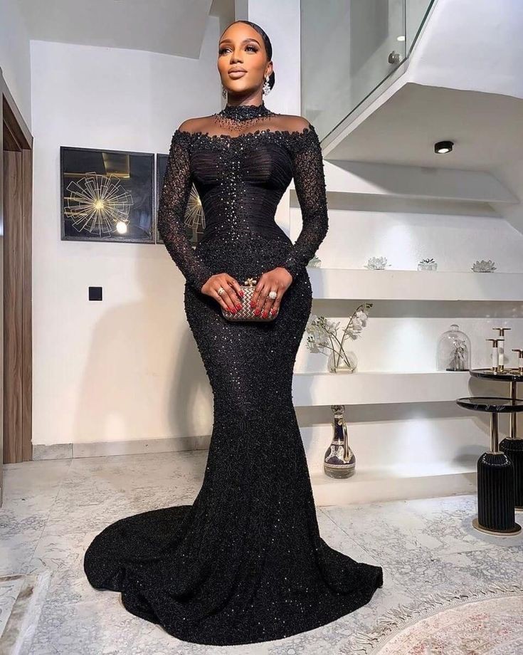 Big Lace Gown Styles 