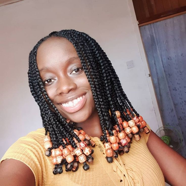 Bob Brazilian Wool Hairstyle with Beads 