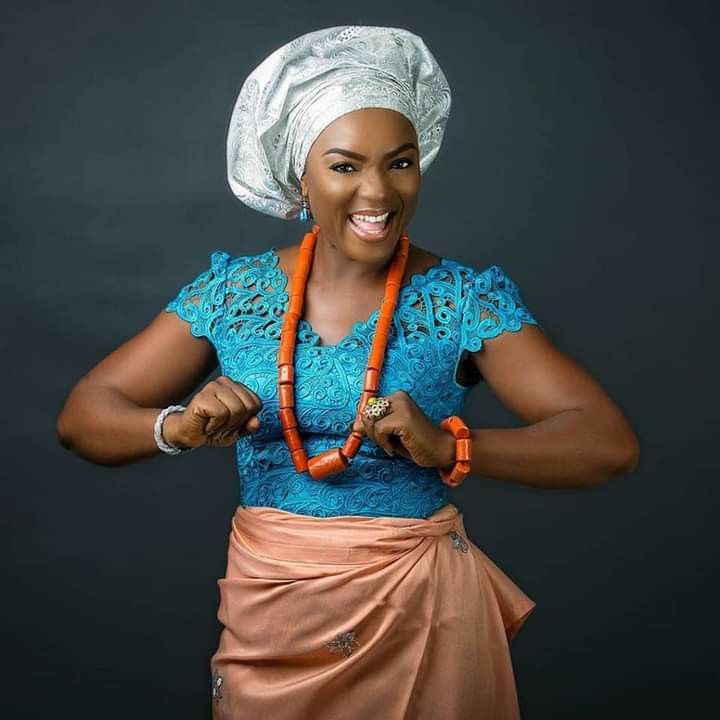 Latest Igbo Blouse Styles for Mothers