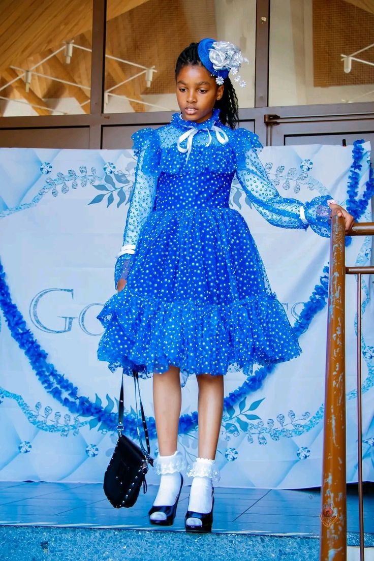 Latest English Gown Styles for Teenage Girls