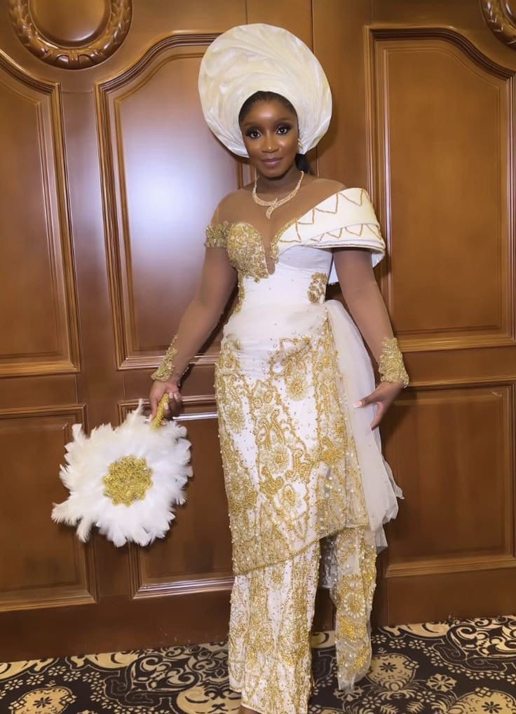 Lace Styles for Bride Traditional Wedding