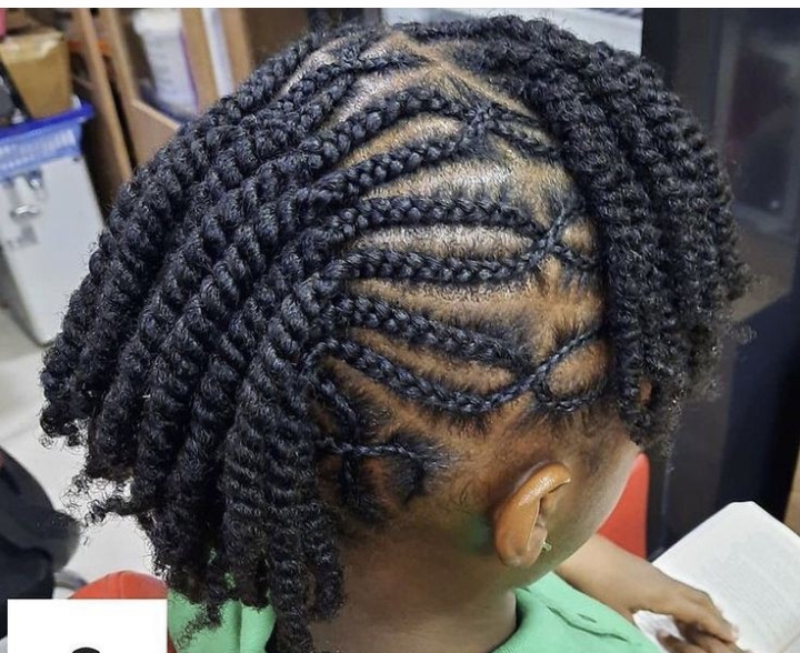 Simple Hairstyles for Female Students 
