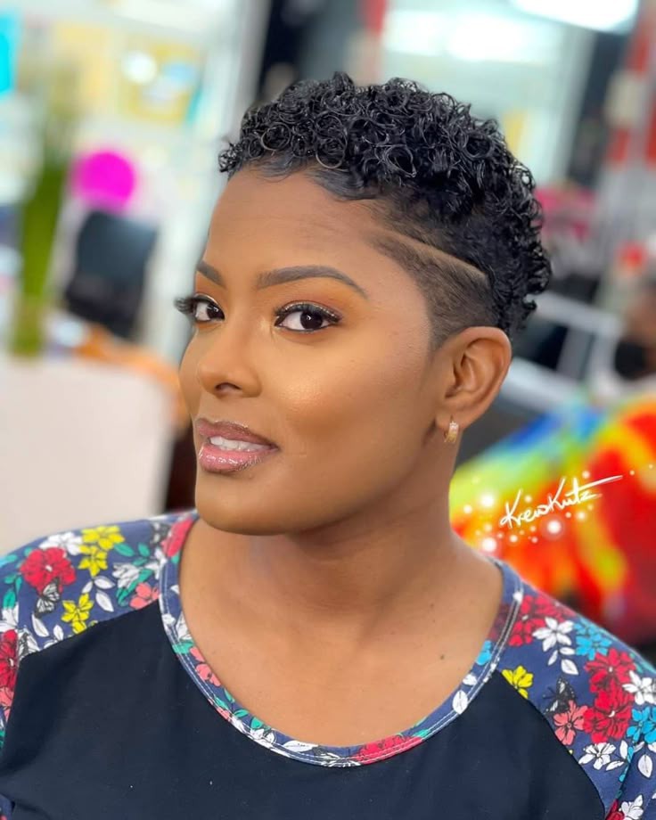 Simple Female Hair Cut Styles 