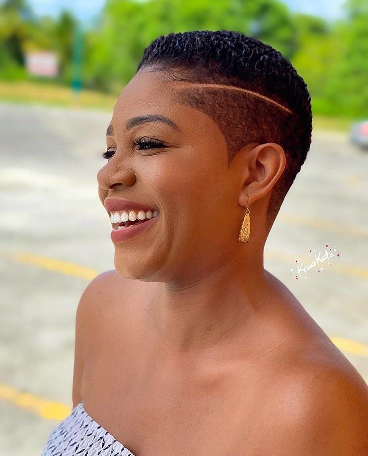 African Ladies Hair Cut 
