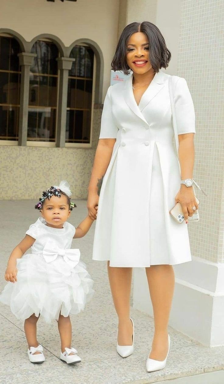Short Plain White Material Styles 