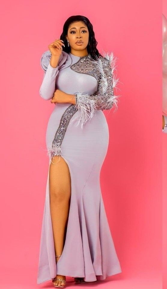 English Already-Made Gown Styles for Ladies 