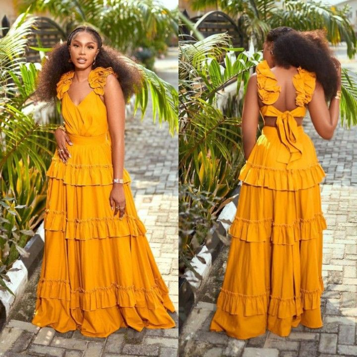 English Already-Made Gown Styles for Ladies 