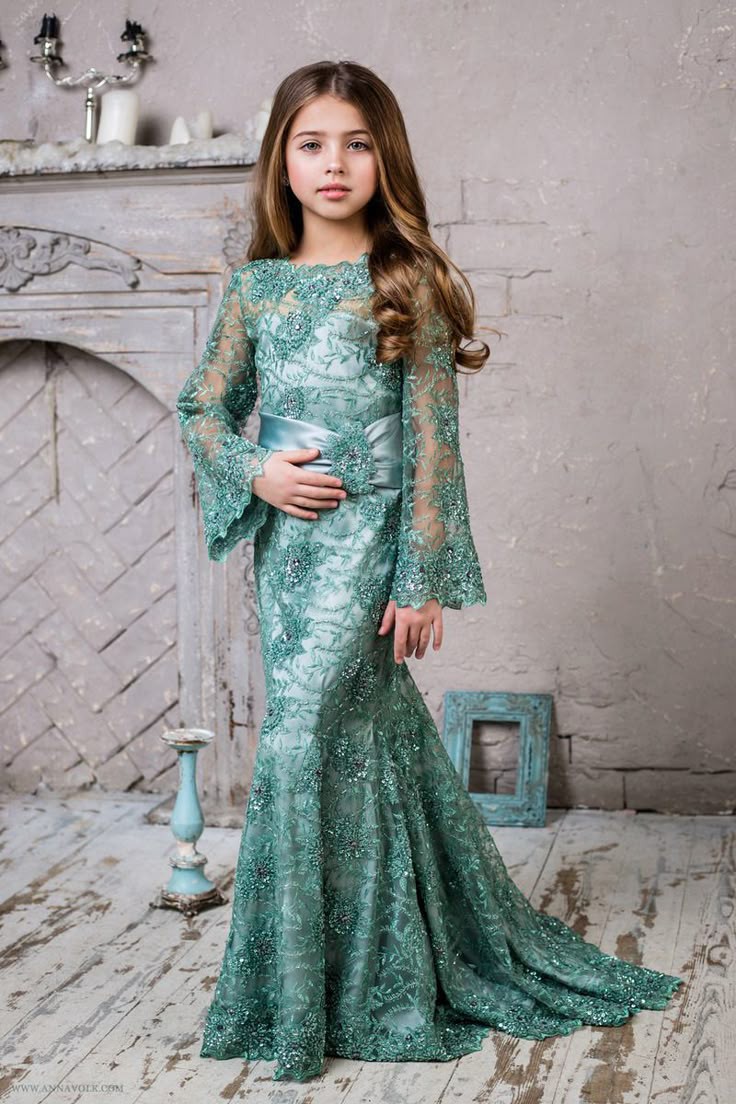 Lace Gown Styles for 12 Years Old Girl
