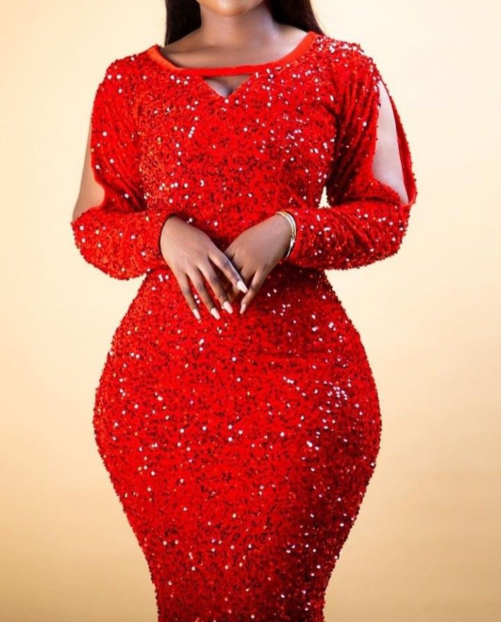 Short Sequence Gown Styles 