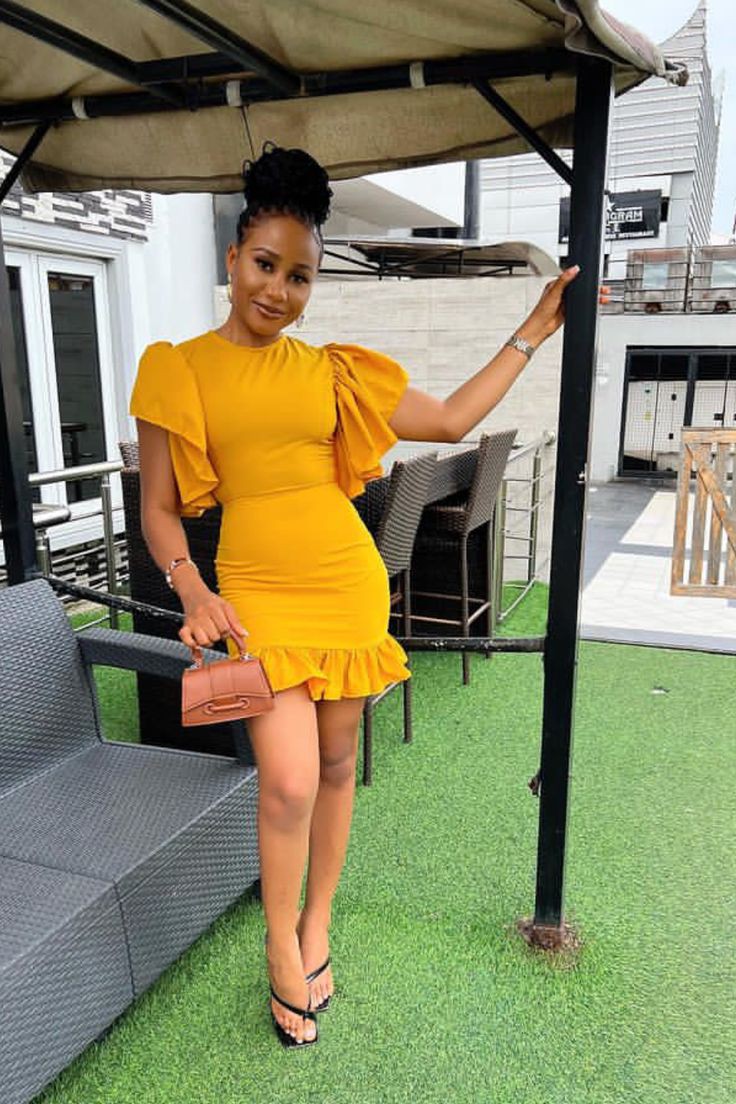Short Gown Styles