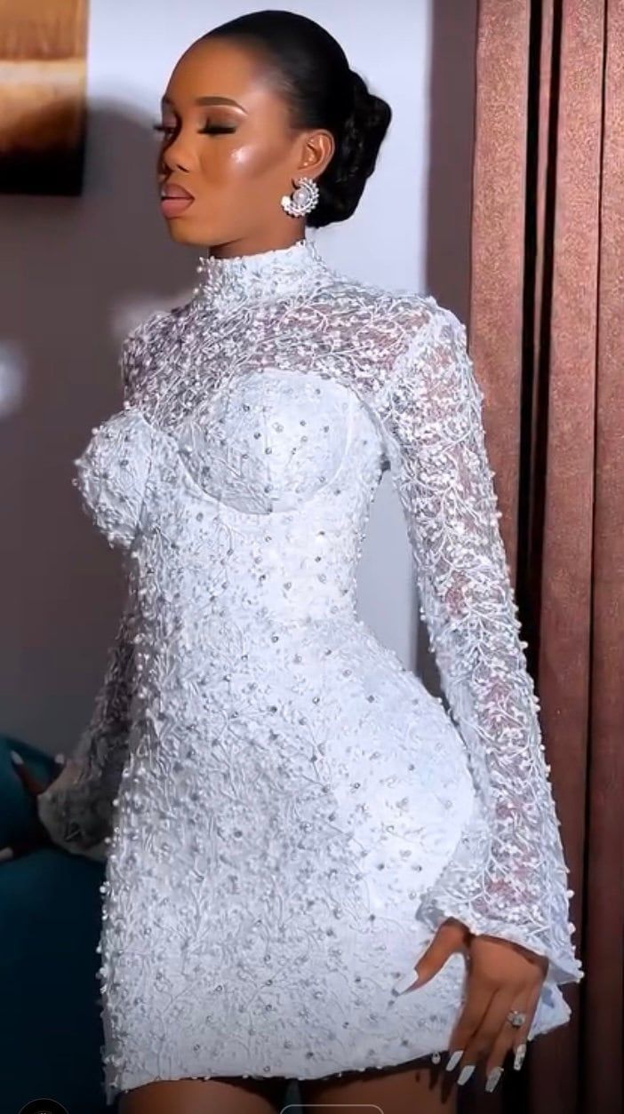 White Lace Gown Styles