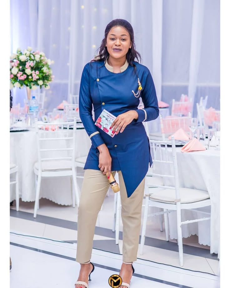 Short Senator Gown for Ladies 