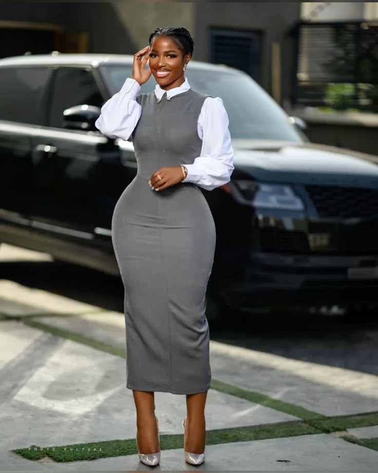 Classy Corporate Gown Styles