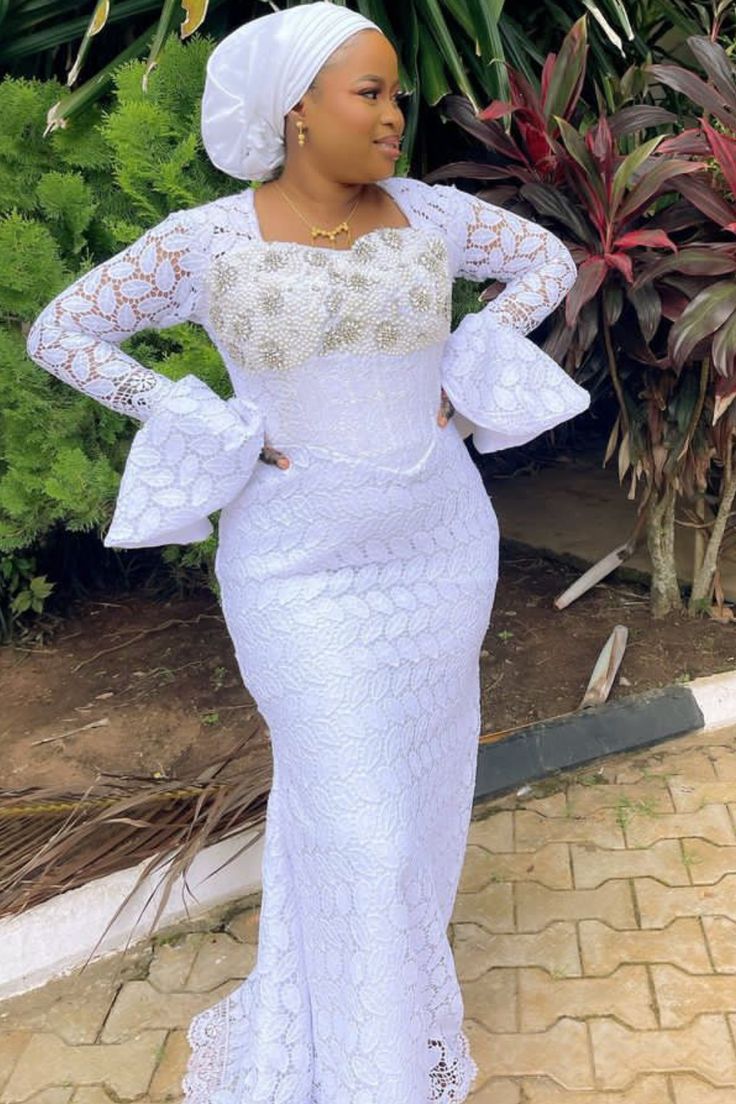 Long White Wedding Lace Gowns 