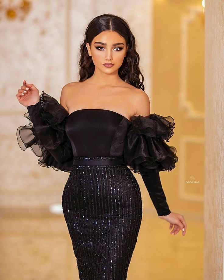 Short Gown with Sequence 