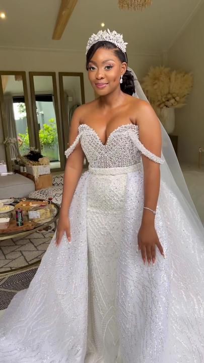 Off Shoulder Lace Styles 