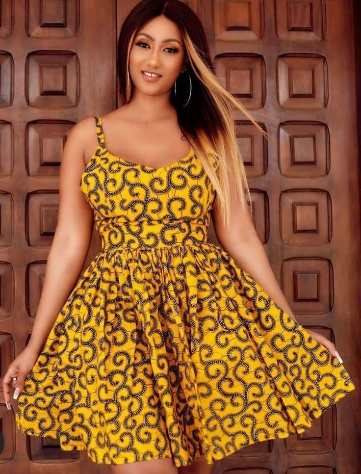 Full Flare Sleeveless Gown Ideas