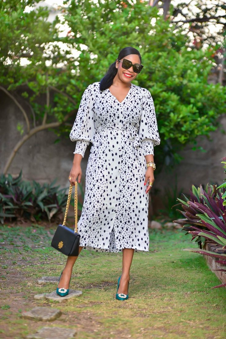 Long Gown Styles for Nursing Mothers 