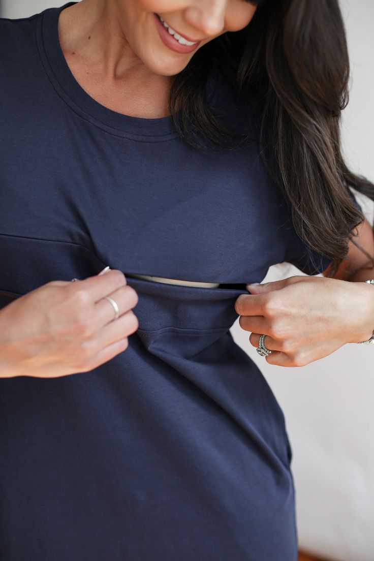 Blouse Styles for Nursing Mothers 