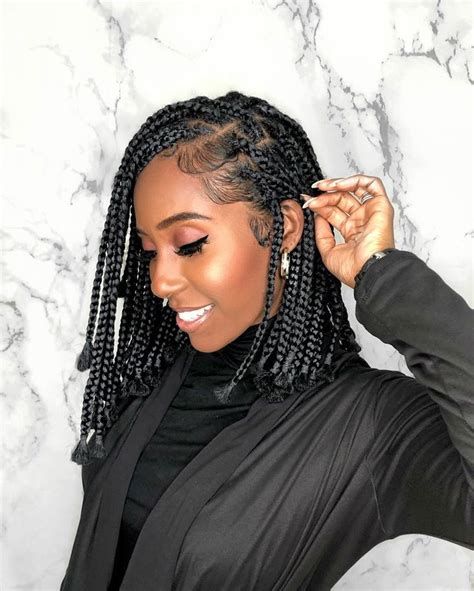 Short All Back Hairstyles with Attachment