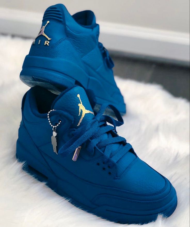 Best Sneaker Shoes for Men 