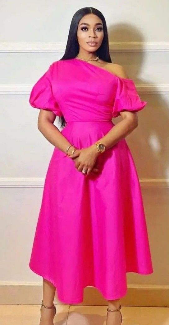 Simple Flay Gown Styles for Slim Ladies