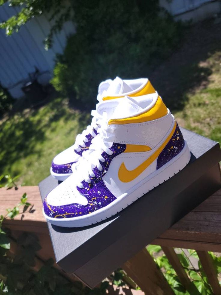 Sneakers for Both Genders 