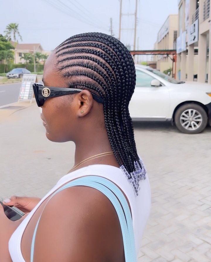 Short All Back Hairstyles with Attachment