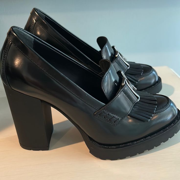 Corporate Flat Shoes for Ladies 