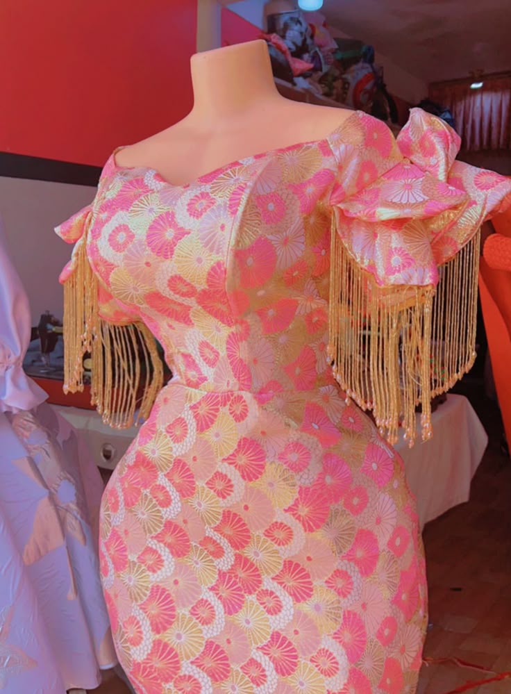 Lace Styles for Breastfeeding Mothers