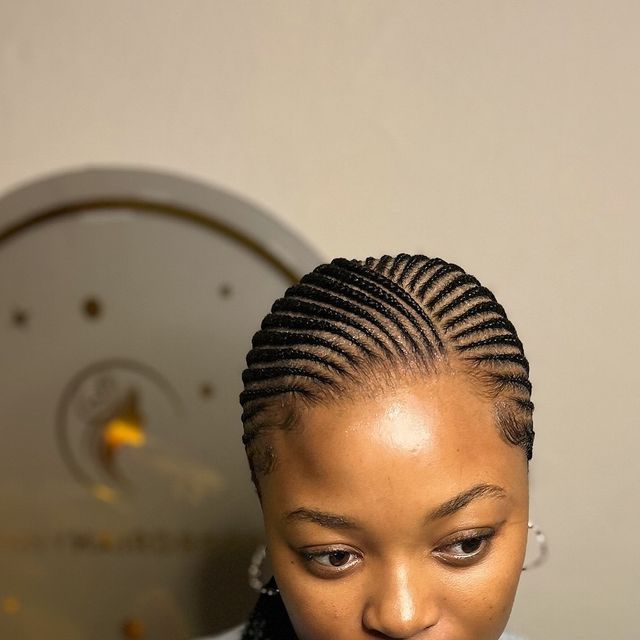 Short All Back Hairstyles with Attachment