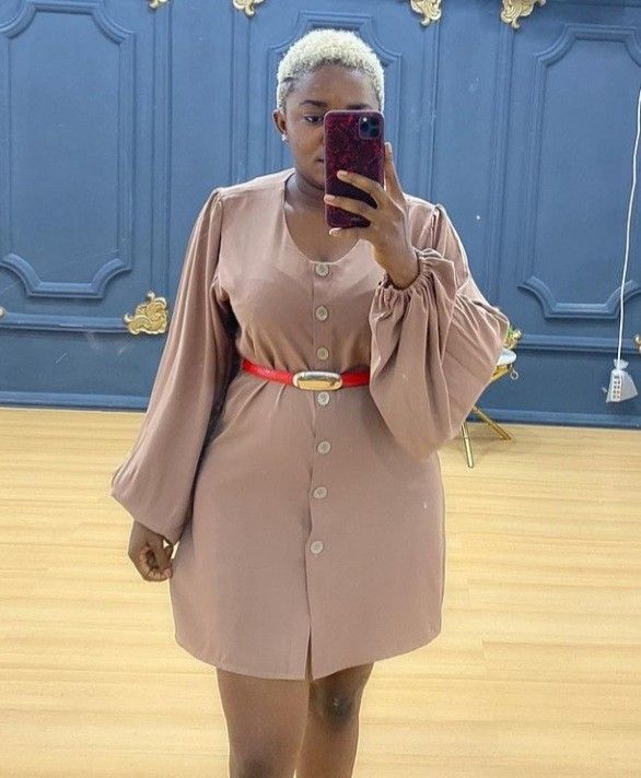 Simple Flay Gown Styles for Slim Ladies
