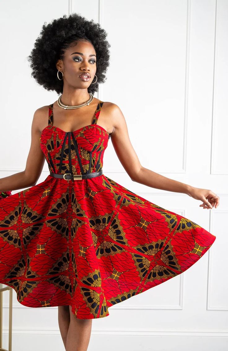 Full Flare Sleeveless Gown Ideas