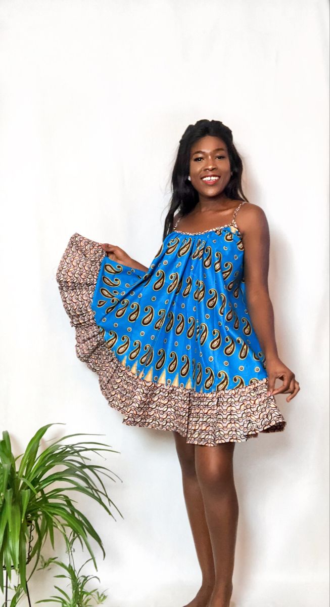 Short-Sleeved Gown Styles 