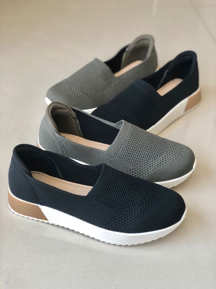 Simple Flat Shoes for Ladies 