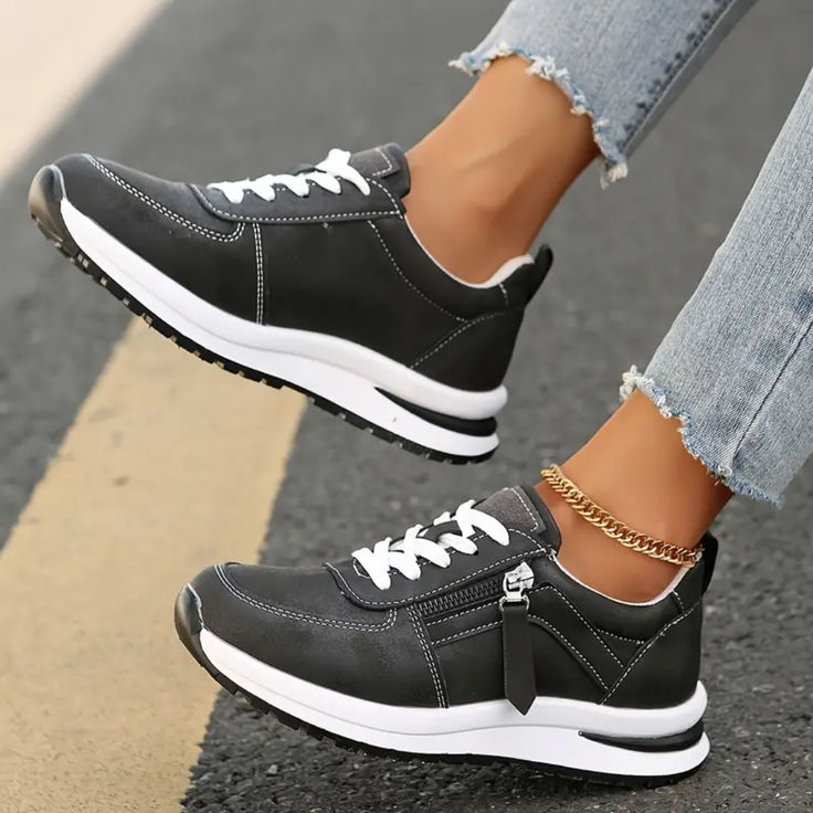 Sneaker Shoe