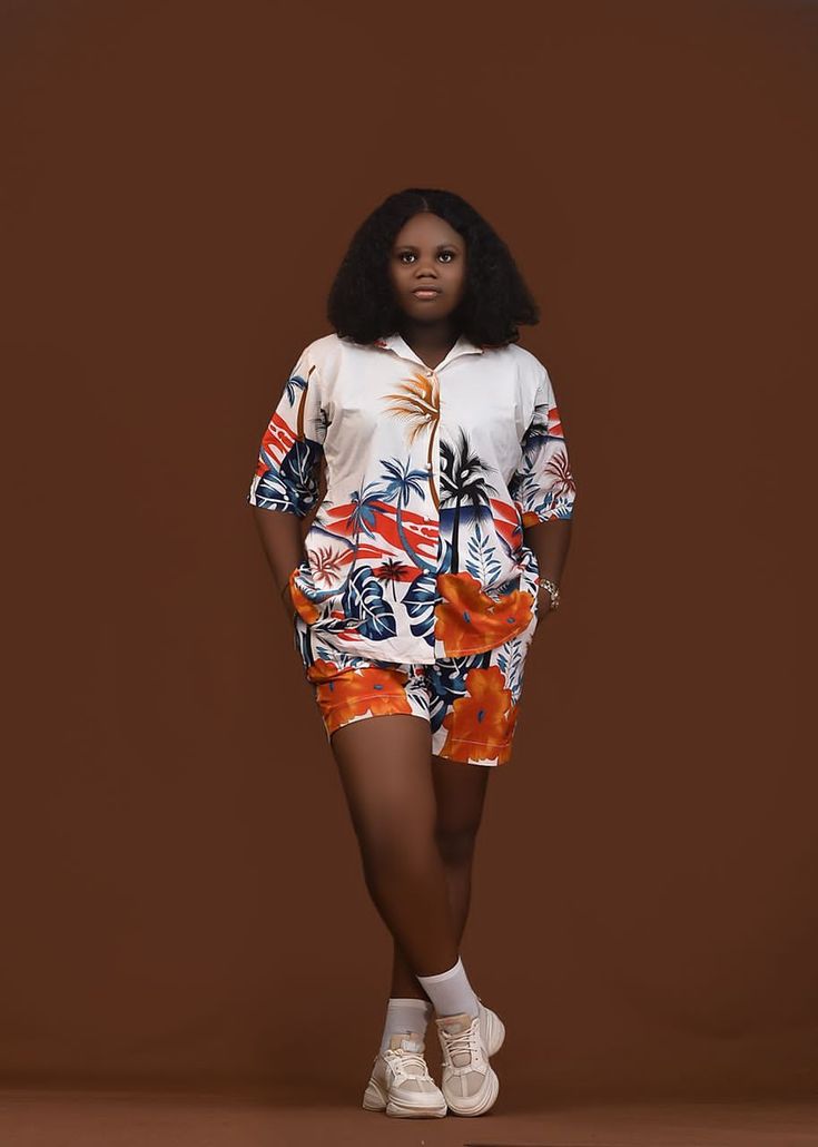 Vintage Shirts and Trousers for Ladies 
