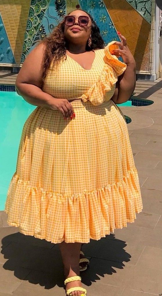 Latest Dresses for Chubby Women 