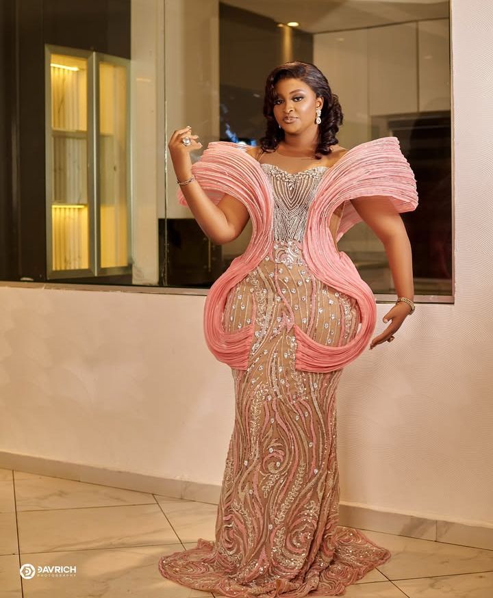 Corset Gown Styles for Ladies in Nigeria