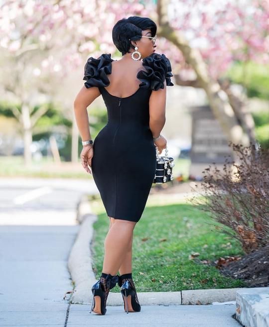 Short Black Dinner Gown Styles 