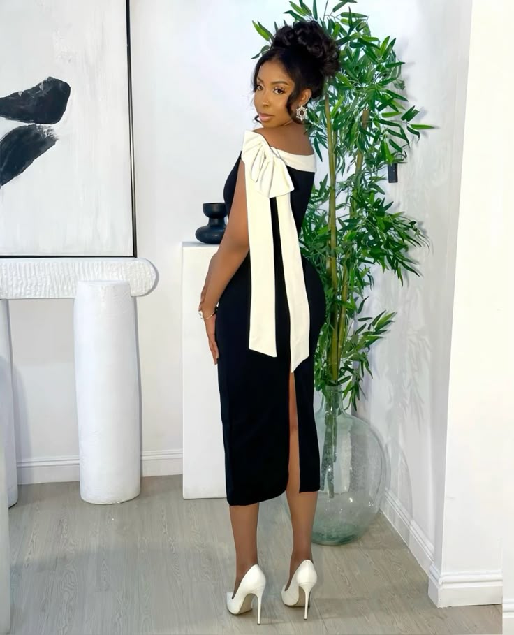 Short Black Dinner Gown Styles 