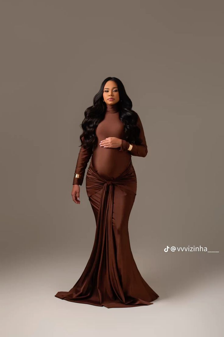 Long Gown Styles for Pregnant LadiesÂ